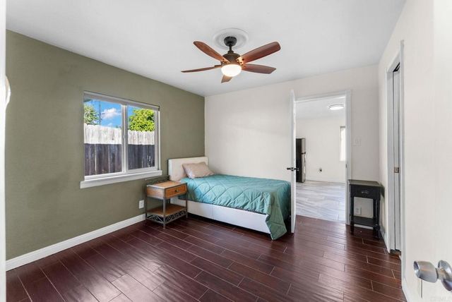509 Sunset Drive, Oceanside, CA 92058