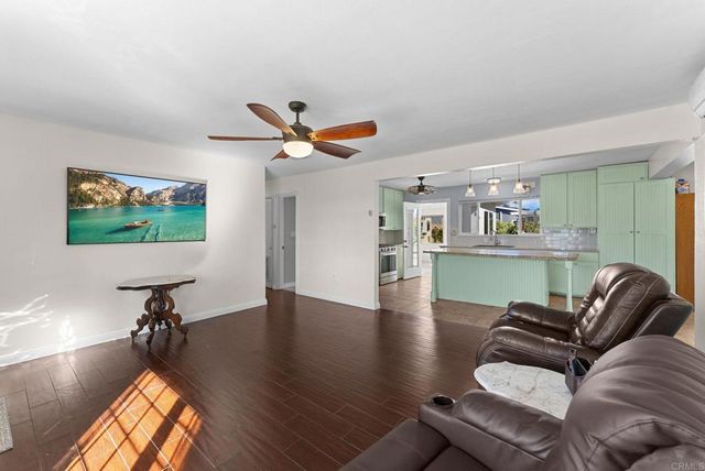 509 Sunset Drive, Oceanside, CA 92058