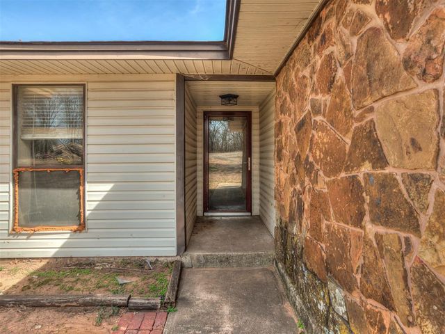 331210 E 1000 Road, Wellston, OK 74881