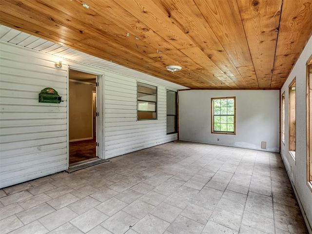 331210 E 1000 Road, Wellston, OK 74881