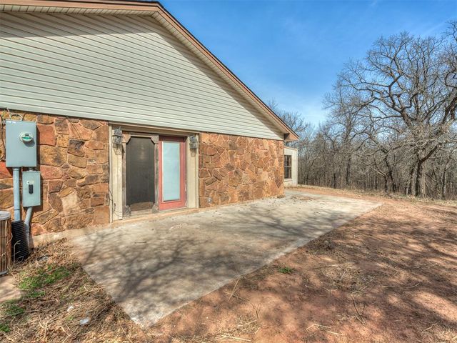 331210 E 1000 Road, Wellston, OK 74881