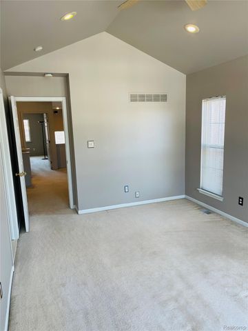 1586 Heron Circle, Canton Charter Township, MI 48187