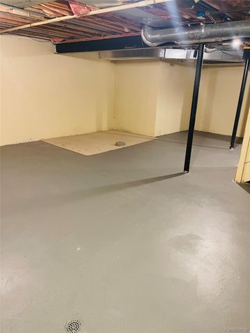 1586 Heron Circle, Canton Charter Township, MI 48187