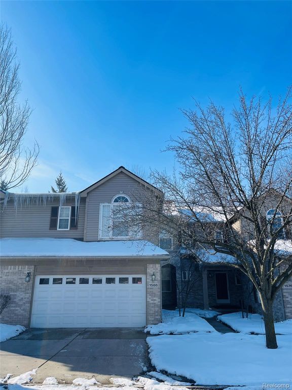 1586 Heron Circle, Canton Charter Township, MI 48187