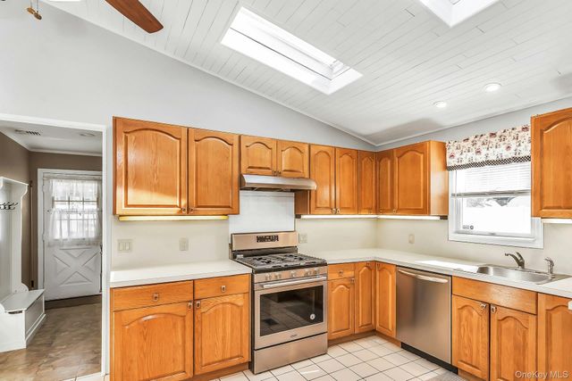 173 N Kings Avenue, Massapequa, NY 11758
