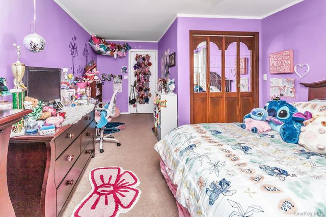 173 N Kings Avenue, Massapequa, NY 11758