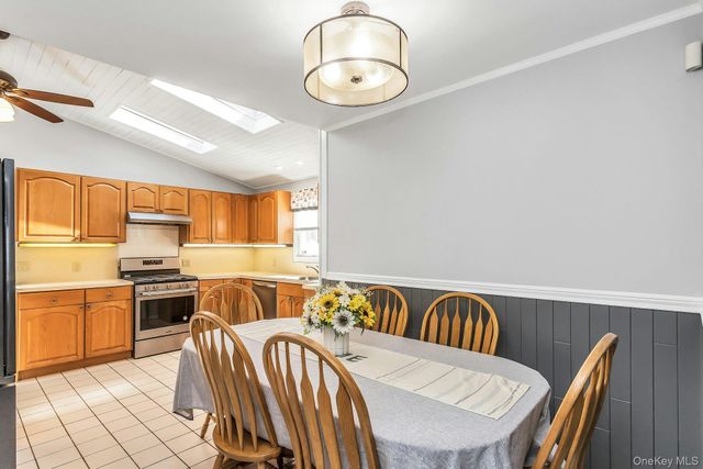 173 N Kings Avenue, Massapequa, NY 11758