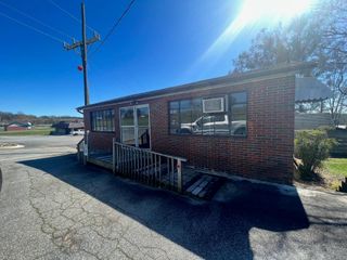 1010 NC 90 Highway E, Taylorsville, NC 28681