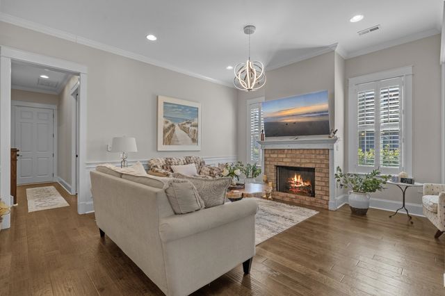 927 Iris St., Myrtle Beach, SC 29577