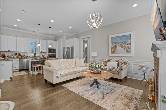 927 Iris St., Myrtle Beach, SC 29577