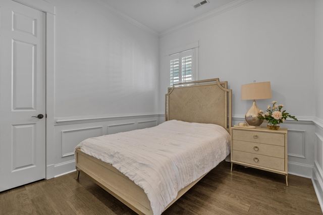 927 Iris St., Myrtle Beach, SC 29577