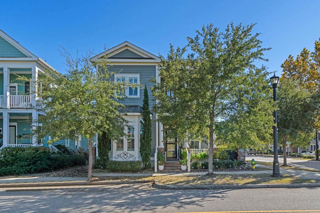 927 Iris St., Myrtle Beach, SC 29577