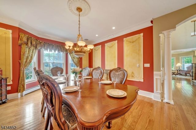 6 Princess Ct, Jefferson Twp., NJ 07438