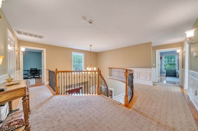 6 Princess Ct, Jefferson Twp., NJ 07438