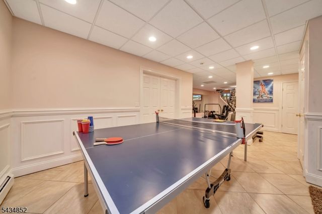 6 Princess Ct, Jefferson Twp., NJ 07438