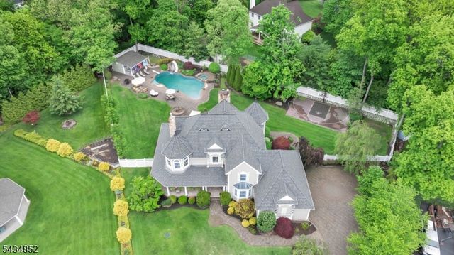 6 Princess Ct, Jefferson Twp., NJ 07438