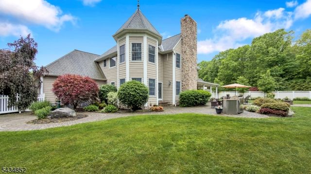6 Princess Ct, Jefferson Twp., NJ 07438
