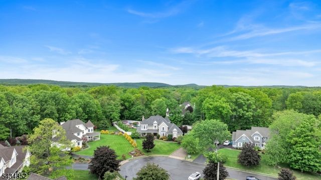 6 Princess Ct, Jefferson Twp., NJ 07438