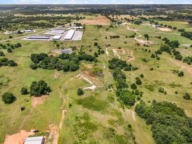 452 County Road 4196, Decatur, TX 76234