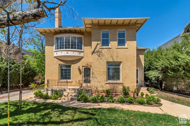 215 E 2ND AVE, Salt Lake City, UT 84103