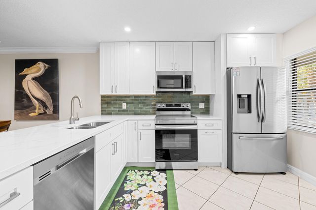 9193 Pecky Cypress Lane, Boca Raton, FL 33428