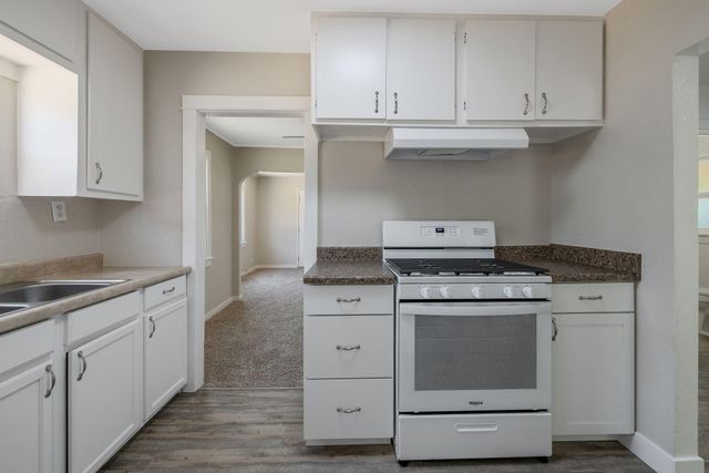 125 N N Hicks Street A, Visalia, CA 93291