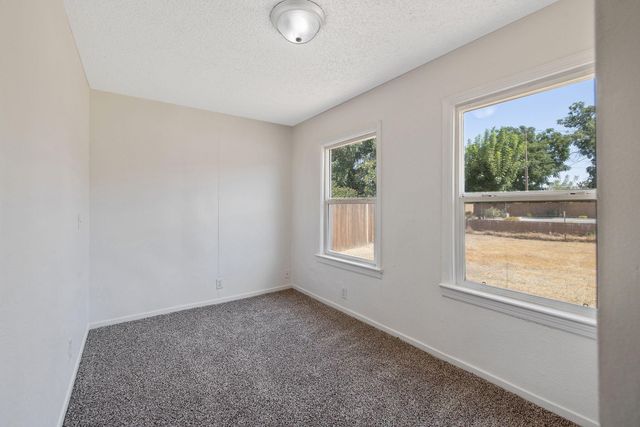 125 N N Hicks Street A, Visalia, CA 93291