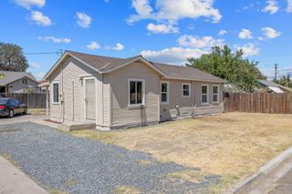 125 N N Hicks Street A, Visalia, CA 93291