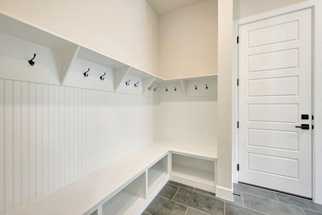 3172 Green Grange LN, Leander, TX 78641