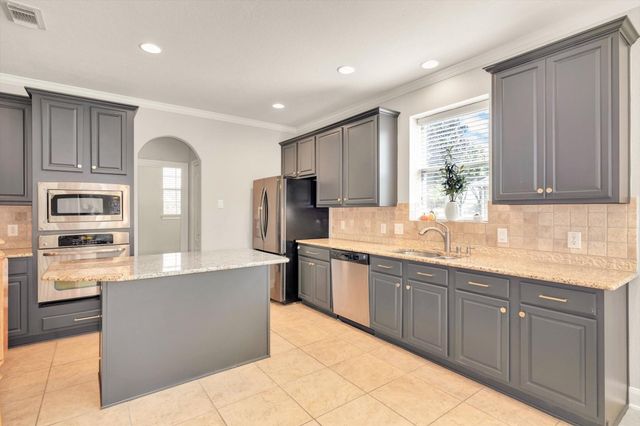 10102 Oak Motte Drive, Katy, TX 77494