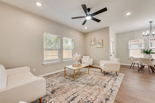 2512 Sheraton Drive, Fort Worth, TX 76105