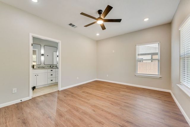 2512 Sheraton Drive, Fort Worth, TX 76105