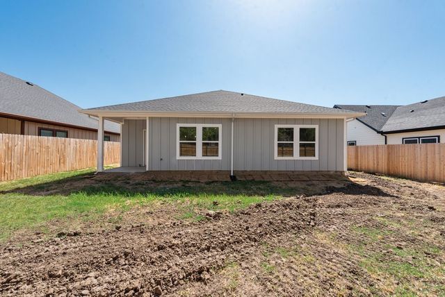 2512 Sheraton Drive, Fort Worth, TX 76105