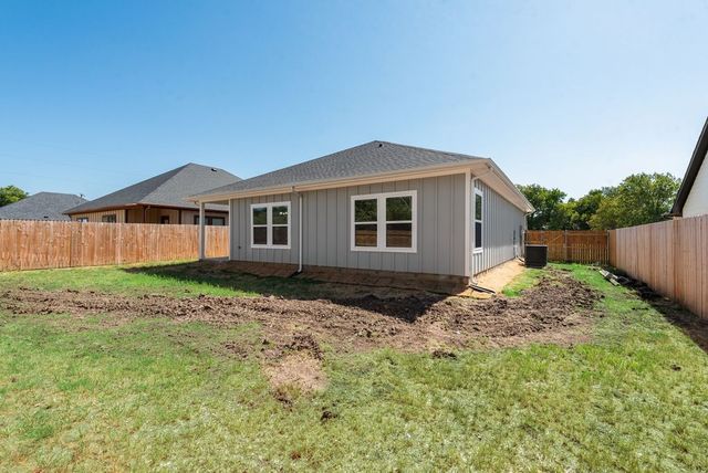 2512 Sheraton Drive, Fort Worth, TX 76105