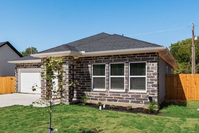 2512 Sheraton Drive, Fort Worth, TX 76105