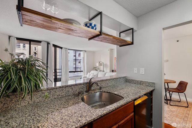900 Bush Street 608, San Francisco, CA 94109