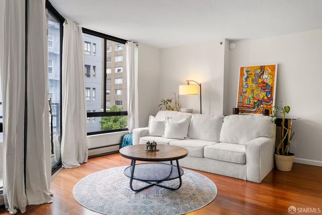 900 Bush Street 608, San Francisco, CA 94109