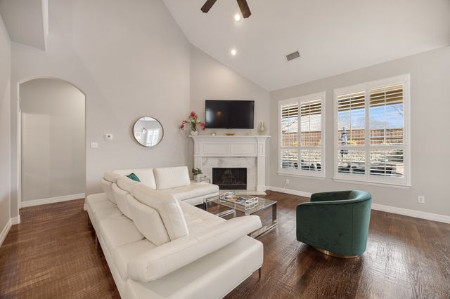 4301 Cannock, Mckinney, TX 75070