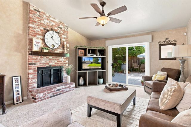 2704 Estate Dr, Stockton, CA 95209