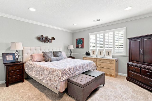 2704 Estate Dr, Stockton, CA 95209