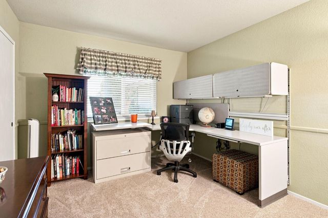2704 Estate Dr, Stockton, CA 95209