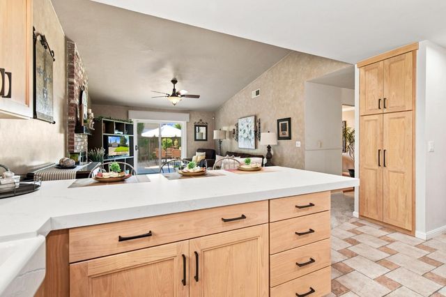 2704 Estate Dr, Stockton, CA 95209