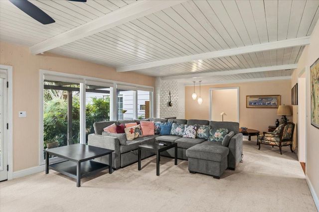 3710 Orchard Ln, Sacramento, CA 95821