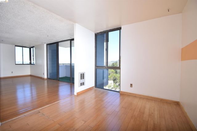 555 Pierce St 1320, Albany, CA 94706