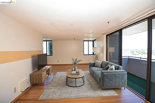 555 Pierce St 1320, Albany, CA 94706