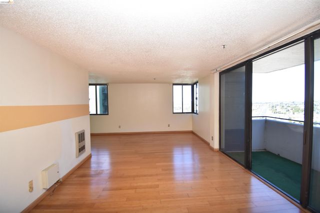 555 Pierce St 1320, Albany, CA 94706