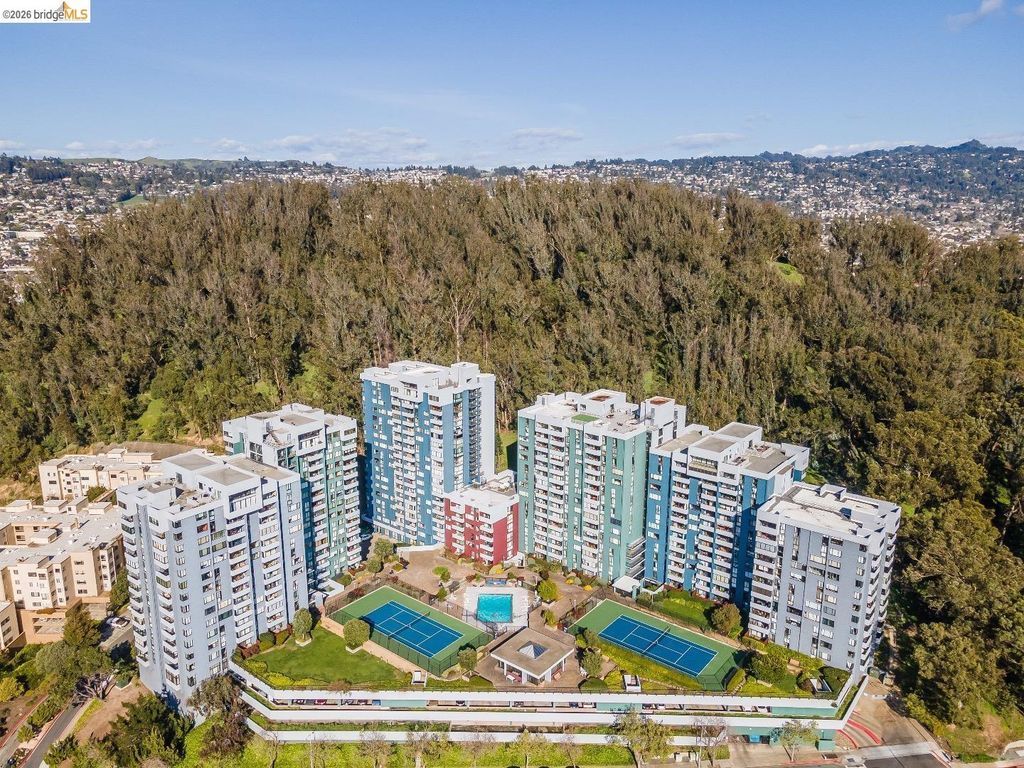 555 Pierce St 1320, Albany, CA 94706