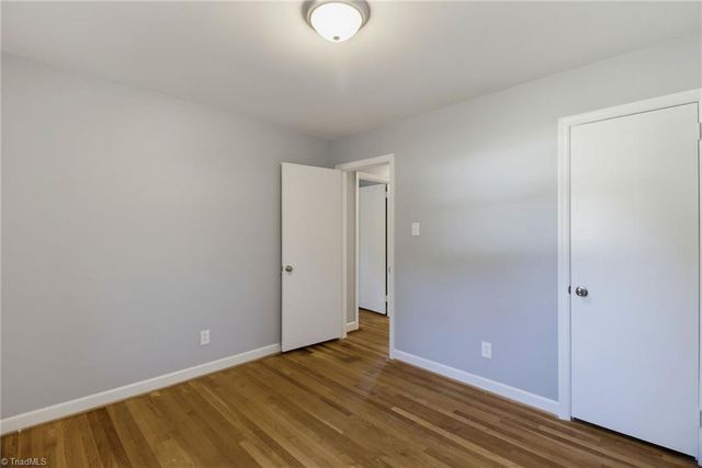201 Wedgewood Drive, Jamestown, NC 27282