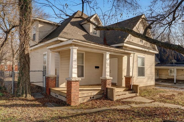 1220 N Grant Avenue, Springfield, MO 65802
