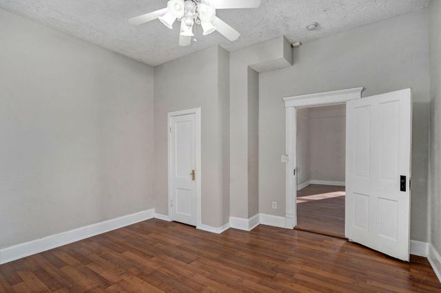 1220 N Grant Avenue, Springfield, MO 65802